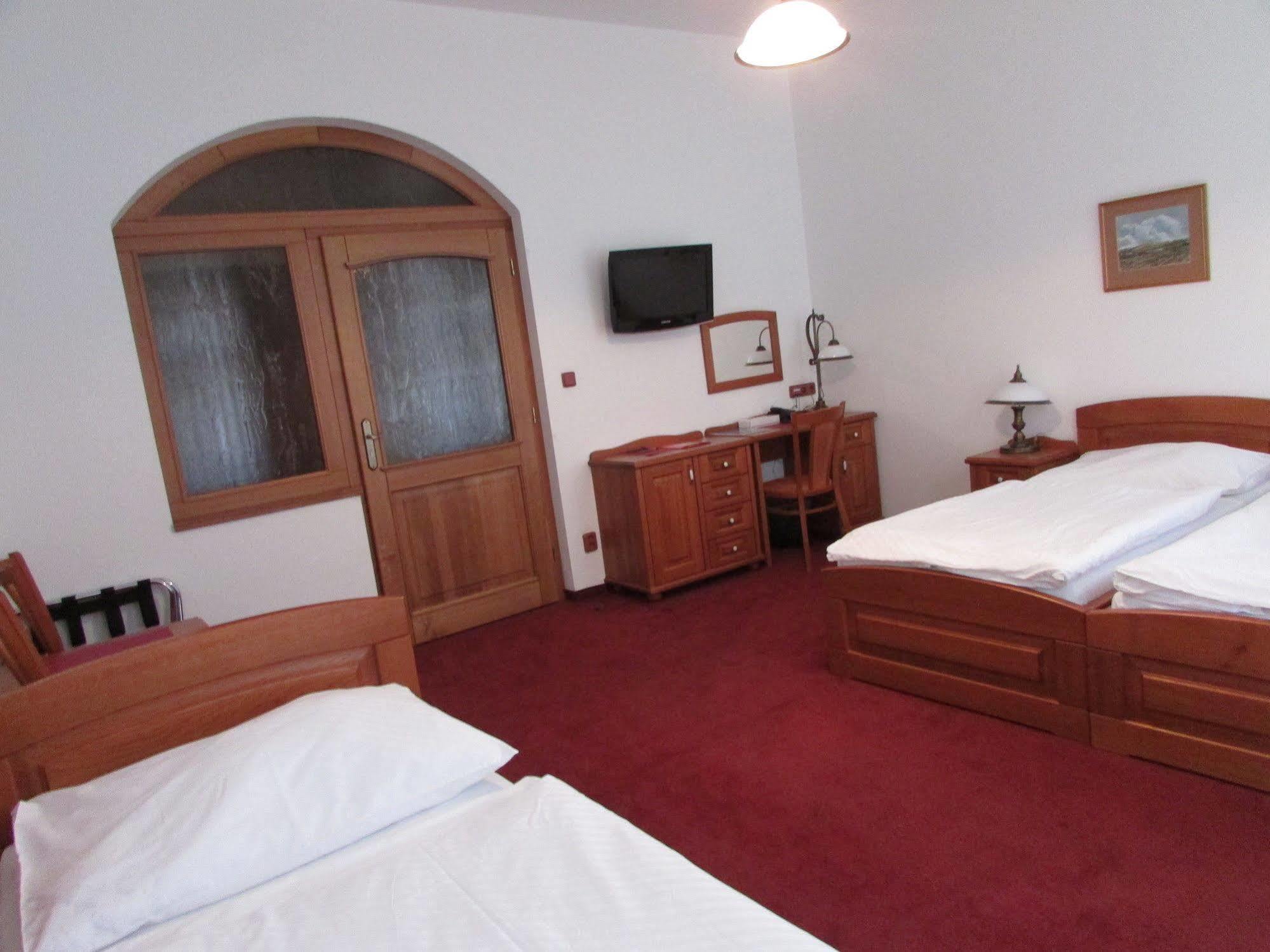 Hotel Pegas Brno Dış mekan fotoğraf