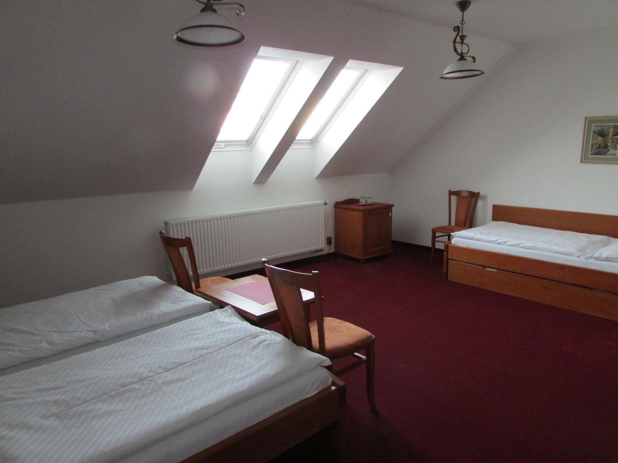 Hotel Pegas Brno Dış mekan fotoğraf
